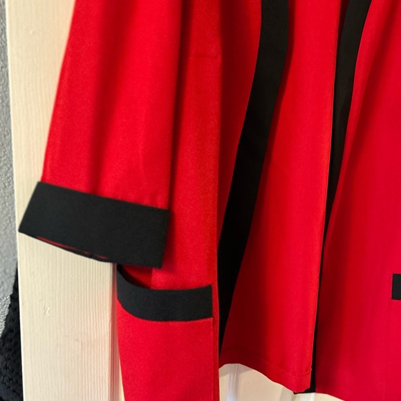 Red and black dress jacket size 16wp - Picture 3 of 5